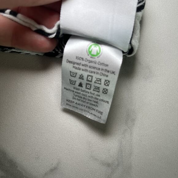 Etta Loves Organic Cotton Muslin Burp Cloths Black White Print *Lot of 2* 21x22 - Picture 3 of 13